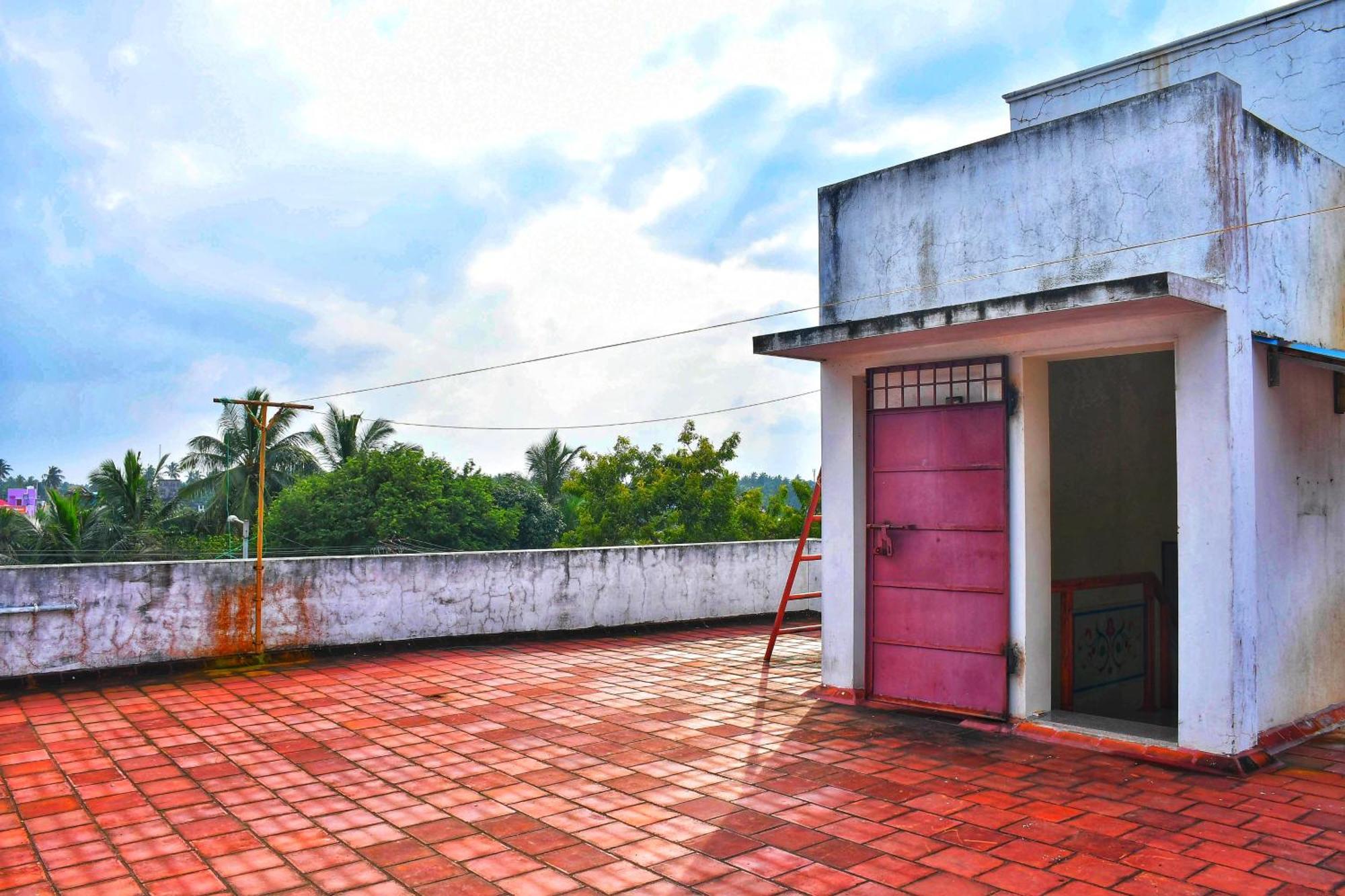 Revive Inn Pondy - Rooms & Villa Pondicherry Exterior photo