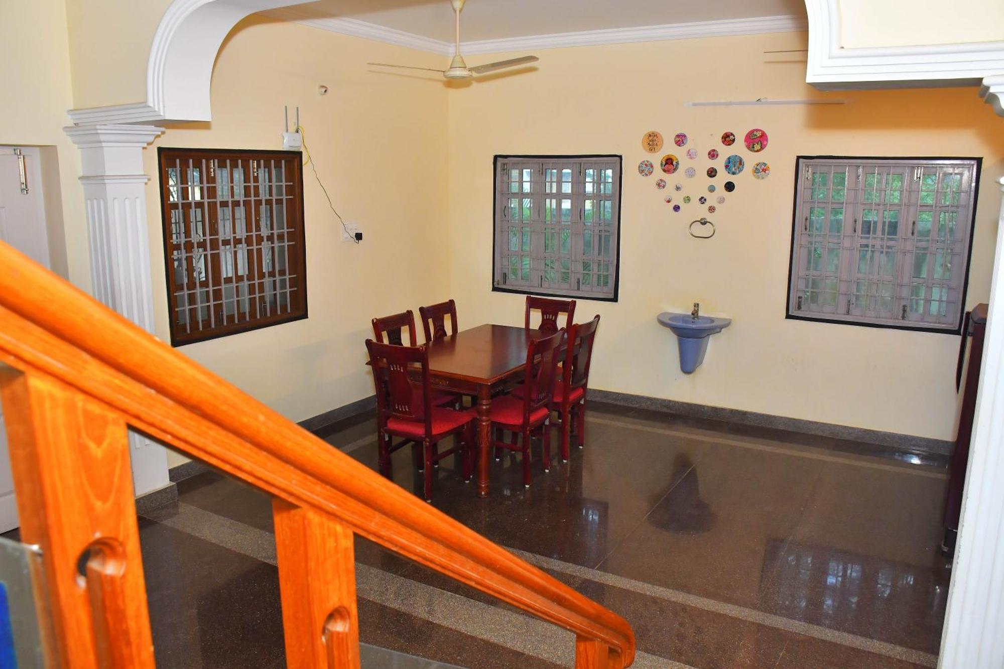 Revive Inn Pondy - Rooms & Villa Pondicherry Exterior photo